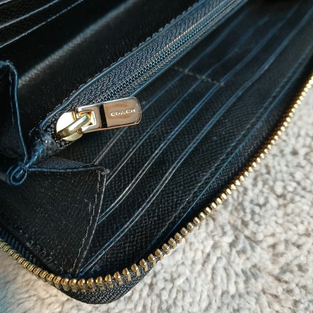 Authentic Coach Black Pebbled Leather Zip Around Long Wallet Gold  Tone Hardware